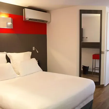 Western The Versailles Hotel 3*