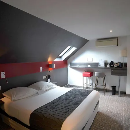 Western The Versailles Hotel 3*