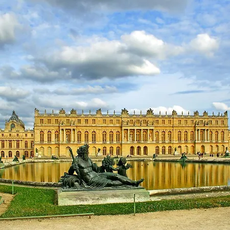 Western The Versailles Buc (Yvelines)