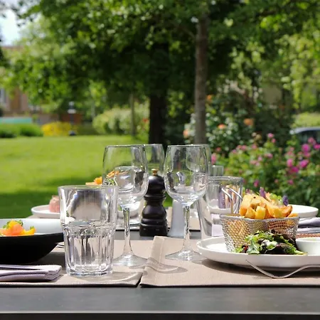 Western The Versailles Buc (Yvelines)